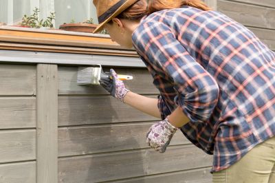 Siding Staining Service